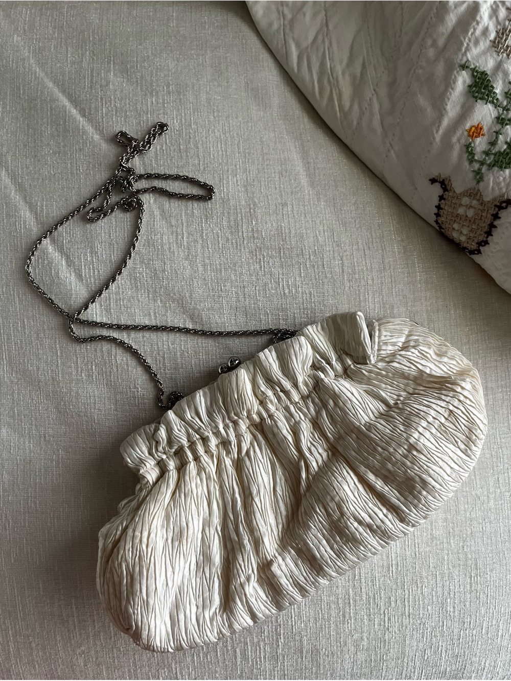 Elegant Cream Ruched Shoulder Bag with Chain Strap